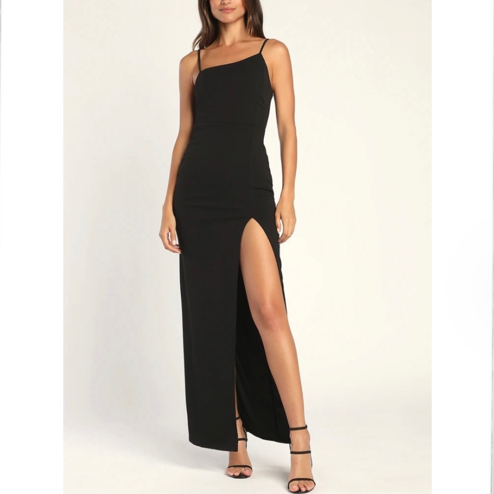 Lulu’s In My Love Sleeveless Maxi Dress